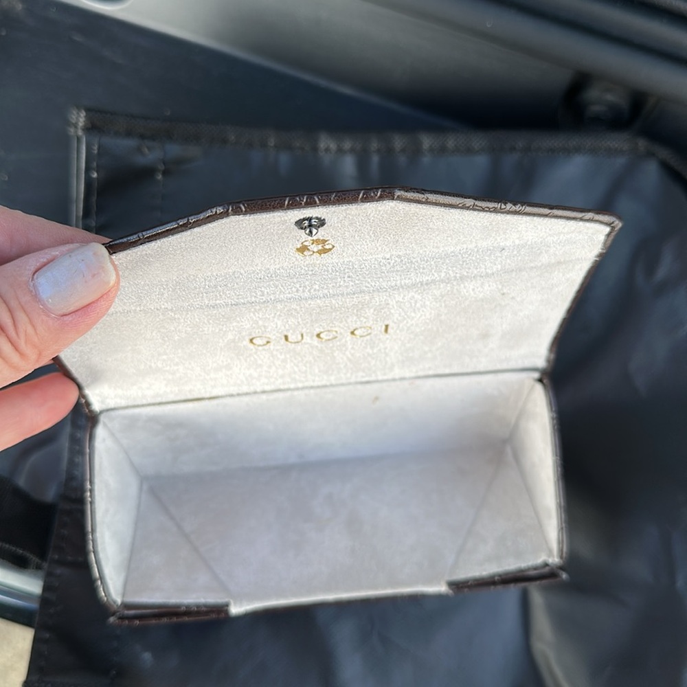 Gucci Brown Monogram glasses case - Picture 6 of 10